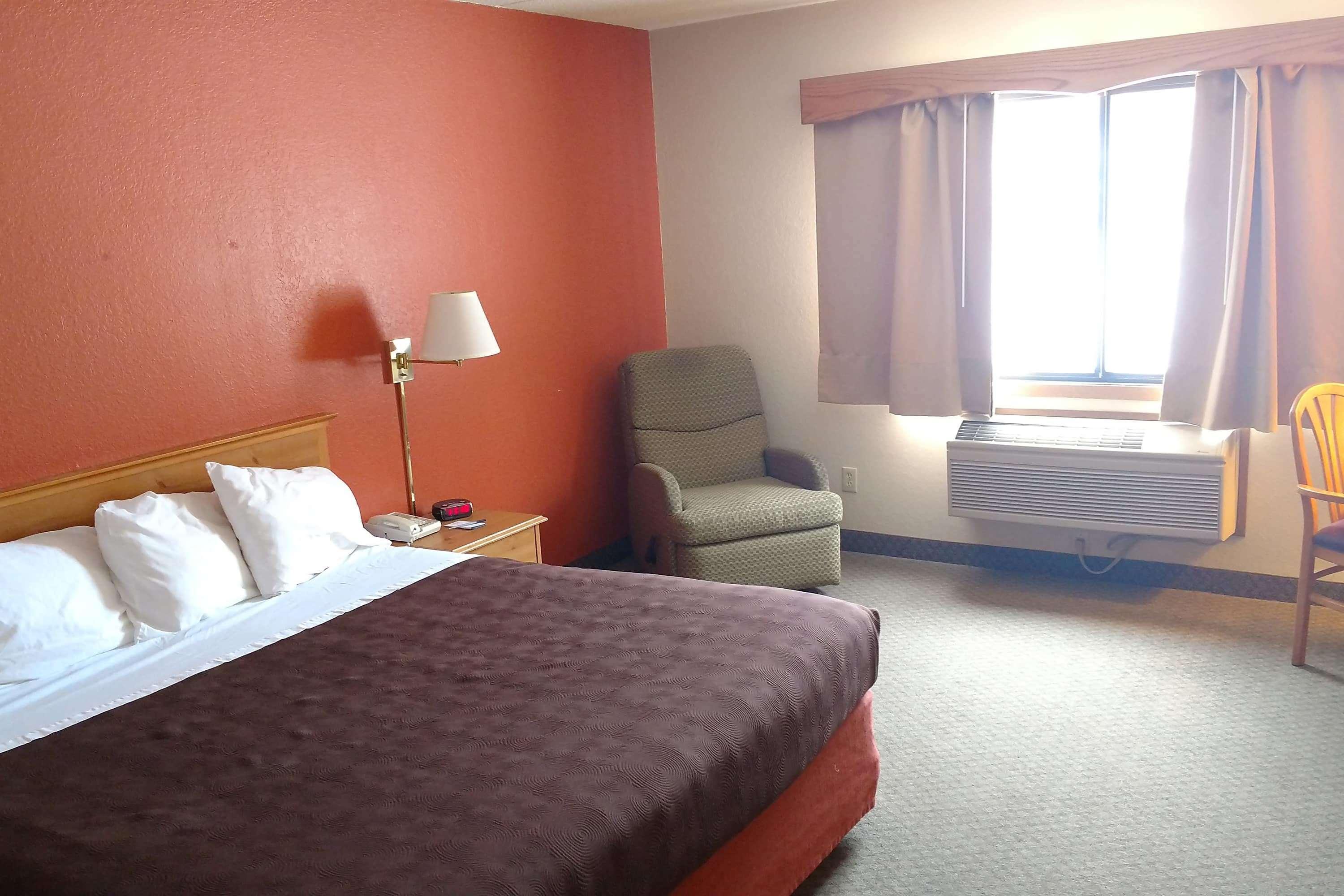Americinn By Wyndham Iron River Eksteriør bilde