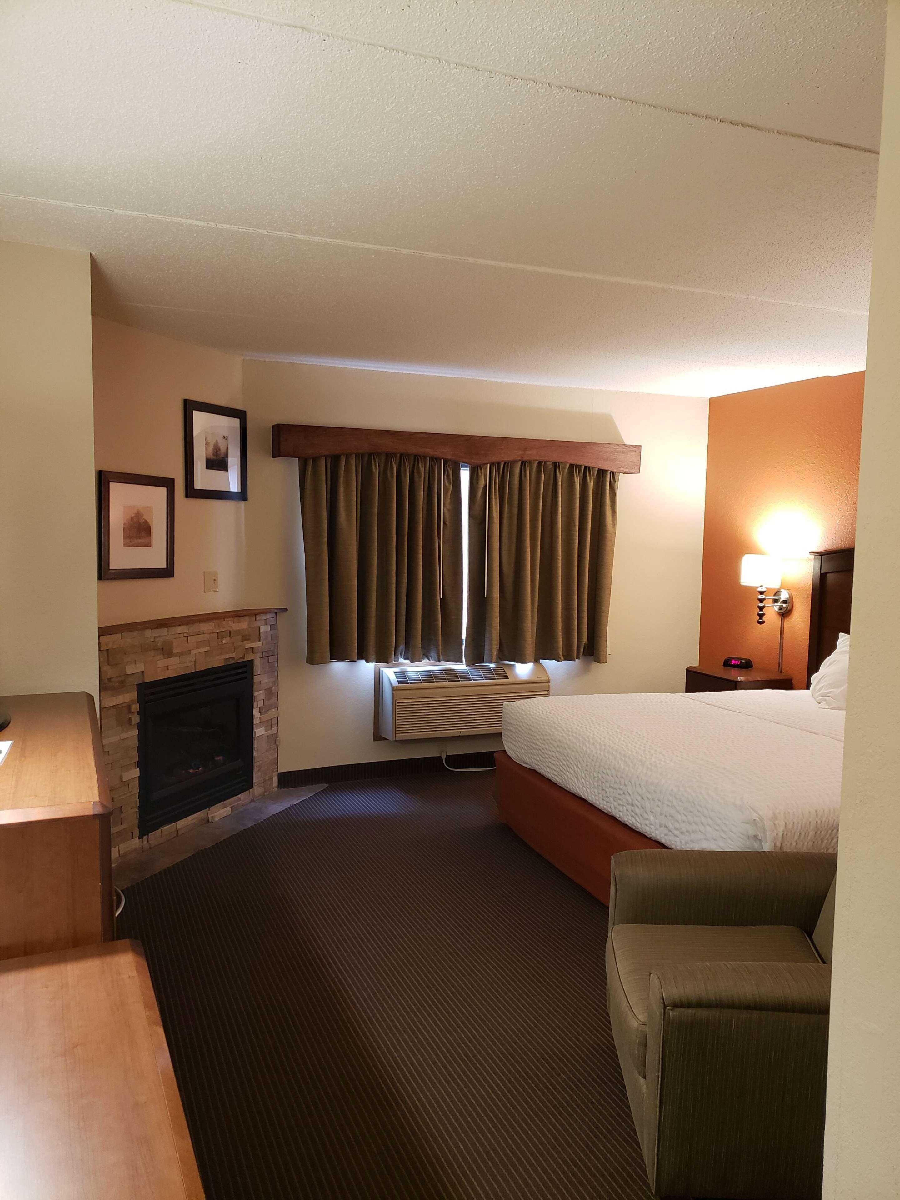 Americinn By Wyndham Iron River Eksteriør bilde