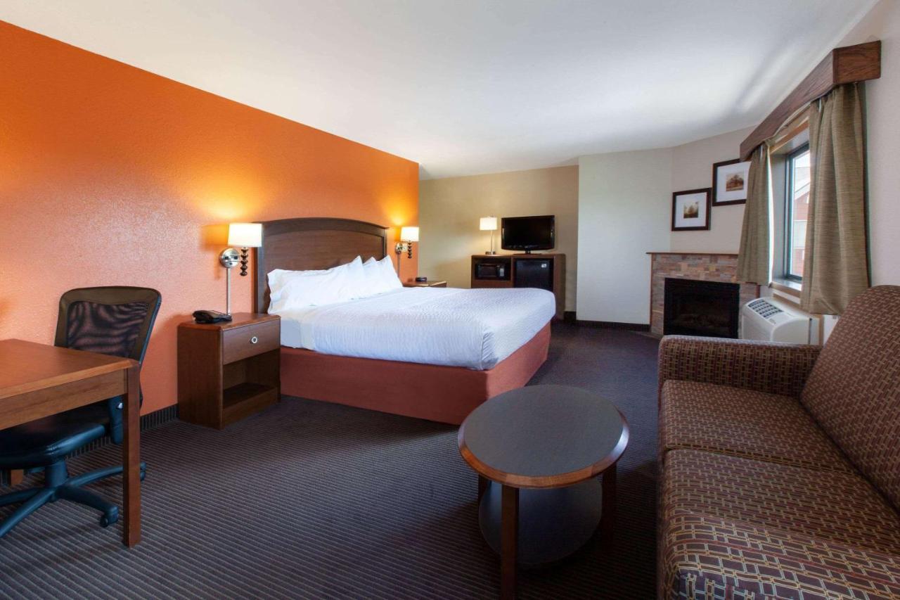 Americinn By Wyndham Iron River Eksteriør bilde